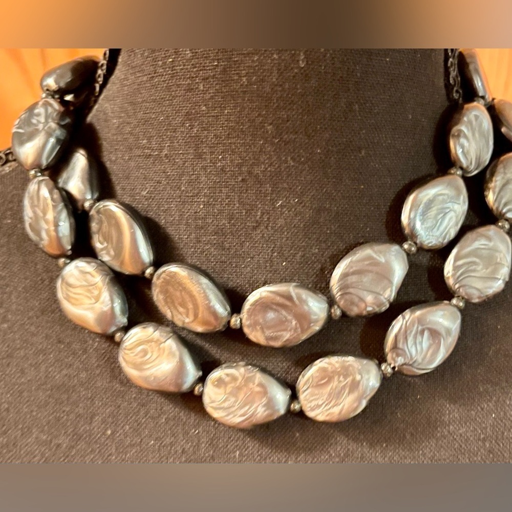 Chunky Double Strand Gunmetal Gray Marbled Pearlescent 18” Statement Necklace